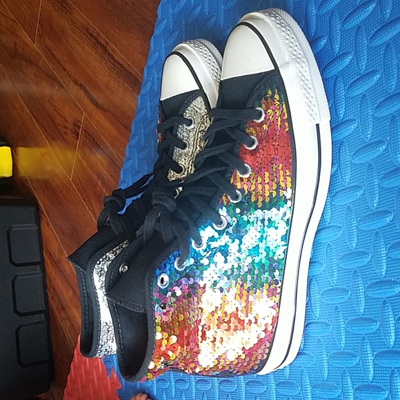 Converse Other - CONVERSE CHUCK TAYLOR PRIDE EDITION